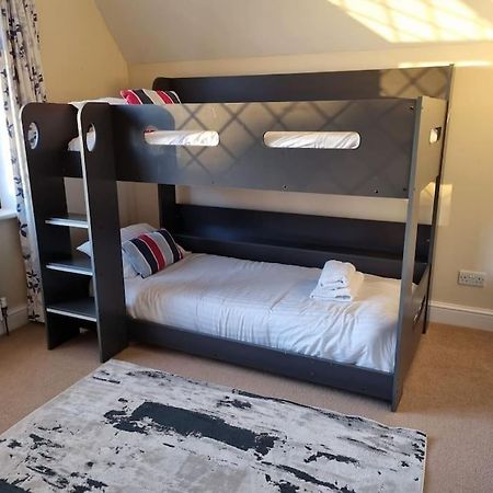Spacious Detached Home With Beautiful Seaviews, Sleeps 6 Trimingham Bagian luar foto